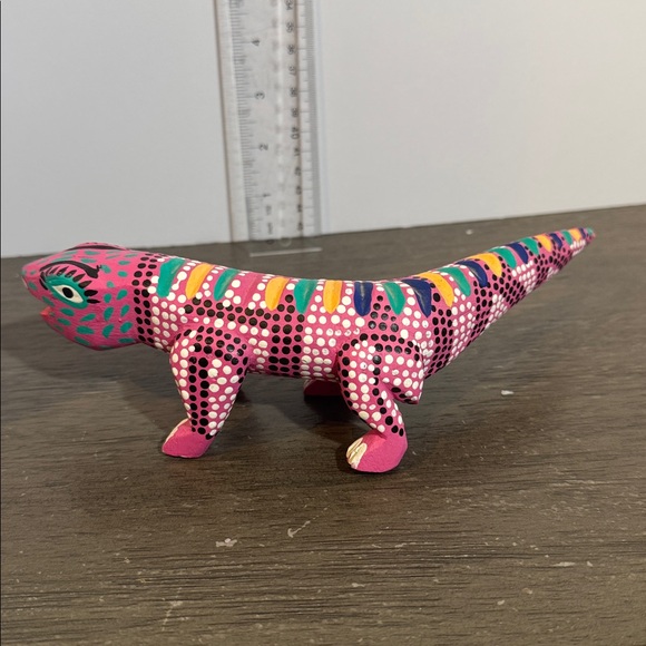 Vintage Pepe Santiago lizard Mexican Folk Art Hand Painted Oaxaca wood carving - Picture 3 of 5